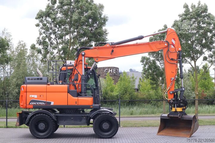Escavatore gommato Doosan DX170W-5 | DX 170 W-5 | TILT ROTATOR | BUCKET |...