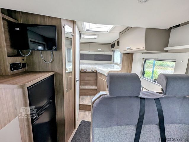 Autorulotă semi-integrată CARADO T 338 pro+ HUBBETT, AUTOMATIK, MJ26