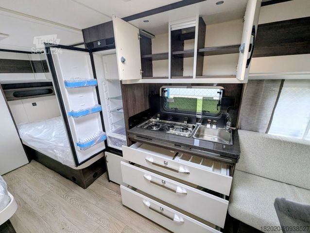 Kemperis HOBBY Prestige 560 WLU FUßBODENERWÄRMUNG, 2000Kg uvm.