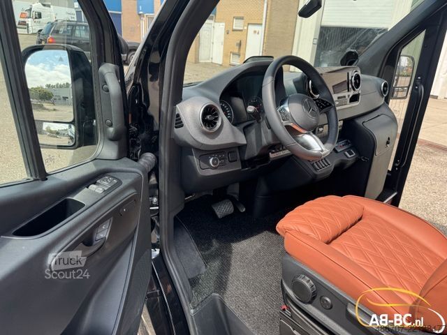 Autocar MERCEDES-BENZ 519 STORM 21 SITZE GROSSEN KOFFER