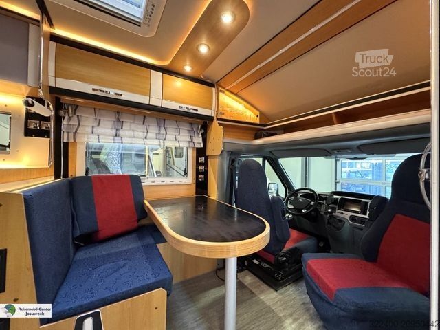 Daļēji integrēta kemperis LMC Liberty 708 G Individual