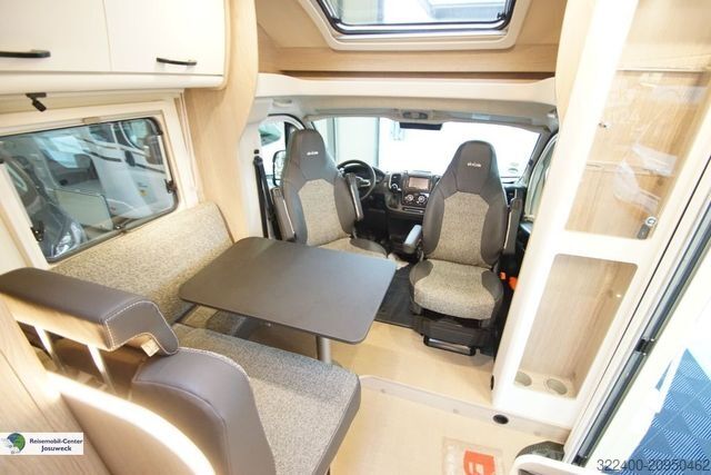 Autorulotă semi-integrată BÜRSTNER Lyseo Time Skyline 690 G AUTOMATIK / Winterpaket