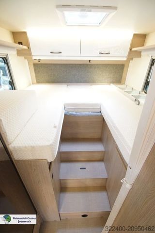 Autorulotă semi-integrată BÜRSTNER Lyseo Time Skyline 690 G AUTOMATIK / Winterpaket