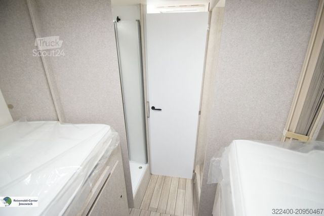 Autorulotă semi-integrată FORSTER T 745 EB alle  Pakete