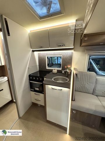 Caravana semiintegrada BÜRSTNER Lyseo TD 594 Harmony Line Winter-Komfort Paket