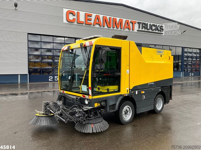 Varredora de rua SCHMIDT CLEANGO 500 with 3-rd brush