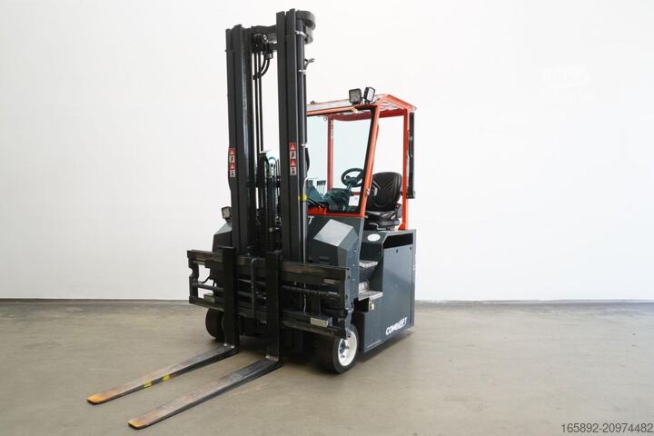 Négyirányú targoncát Combilift CBE3000