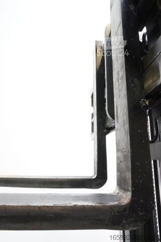 Négyirányú targoncát Combilift CBE3000