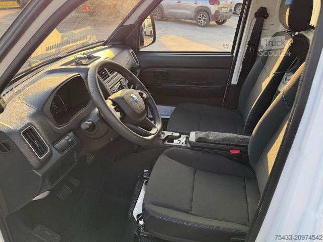 Slēgtais furgons Piaggio Porter NPE con furgonatura in lega leggera