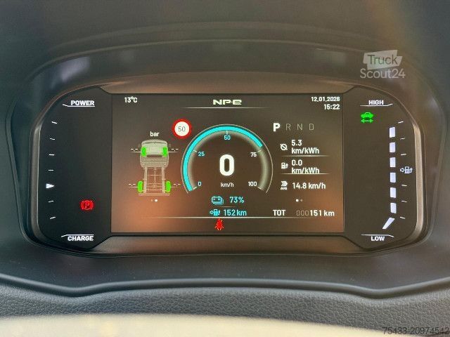 Slēgtais furgons Piaggio Porter NPE con furgonatura in lega leggera