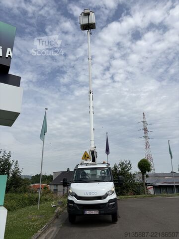 Camion Nacelle Iveco Daily 35S12