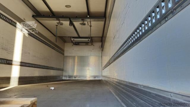 Refrigerated truck Renault Premium 270 DXI