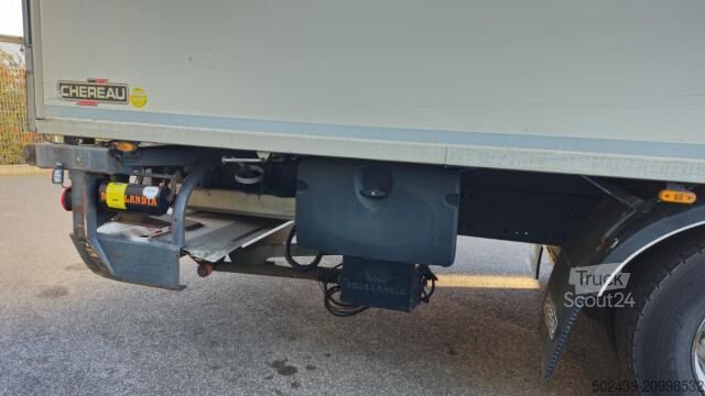 Refrigerated truck Renault Premium 270 DXI