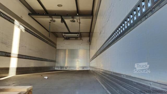 Refrigerated truck Renault Premium 270 DXI