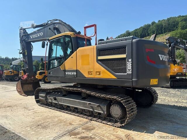 ερπυστριοφόρος εκσκαφέας Volvo EC 300 E NL