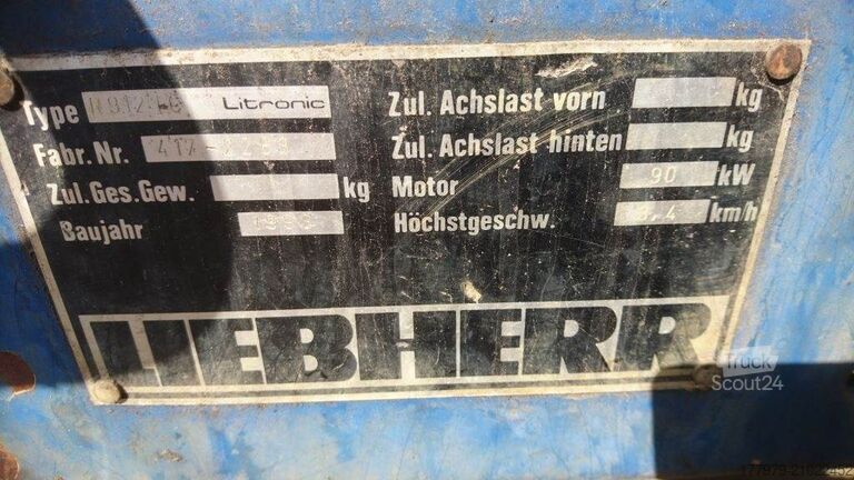 حفارة مجنزرة LIEBHERR R912LC