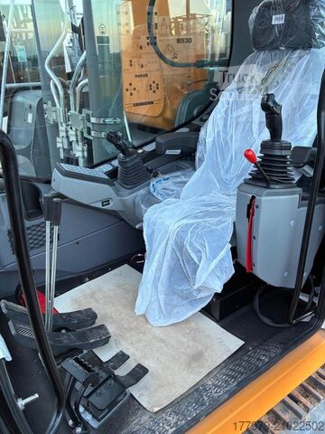 Rupsgraver LIEBHERR R930