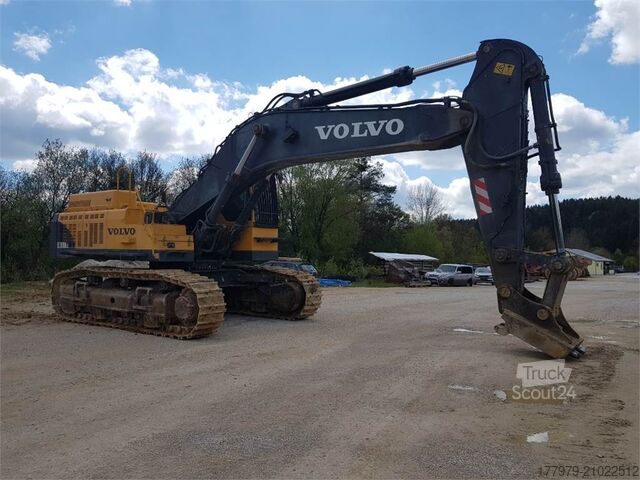 حفارة مجنزرة VOLVO EC700 BLC