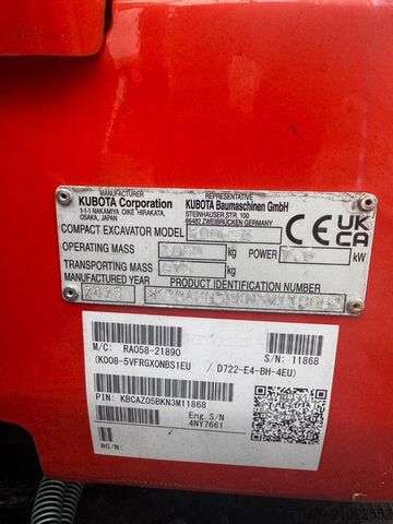حفارة صغيرة KUBOTA K008-5