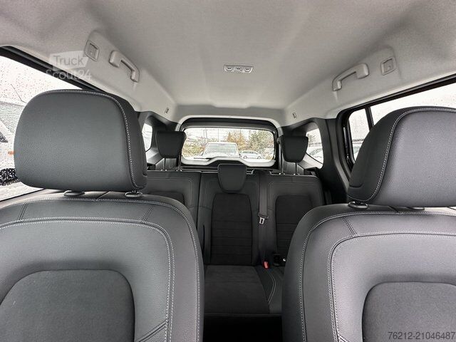 Minibus MERCEDES-BENZ T 180 d Progressive standard