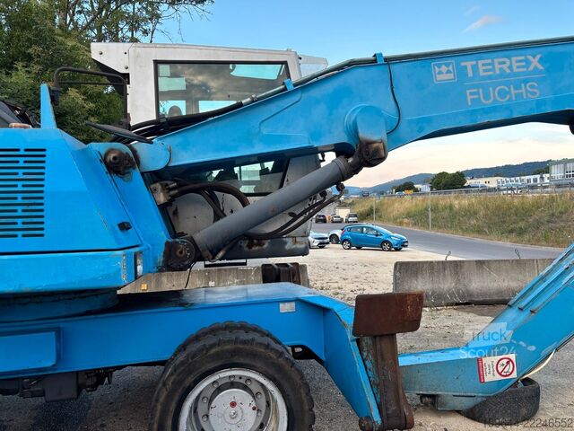 Колёсный экскаватор FUCHS MHL 331 Magnetanlage TEREX