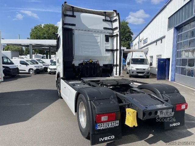 Tracteur routier standard IVECO AS440S50T/FP