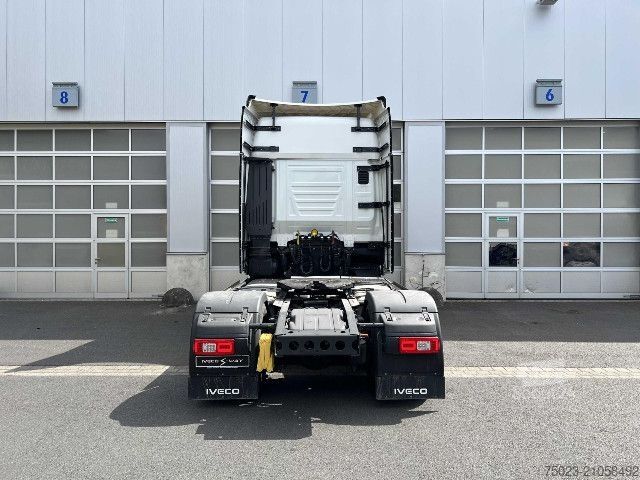 Tracteur routier standard IVECO AS440S50T/FP