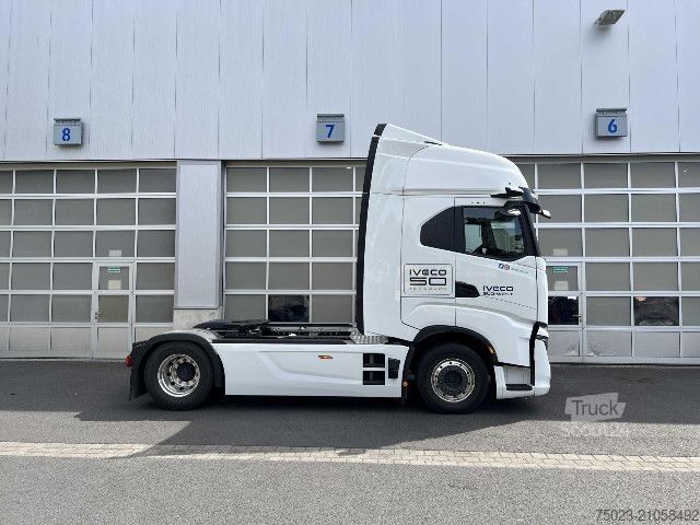 Tracteur routier standard IVECO AS440S50T/FP