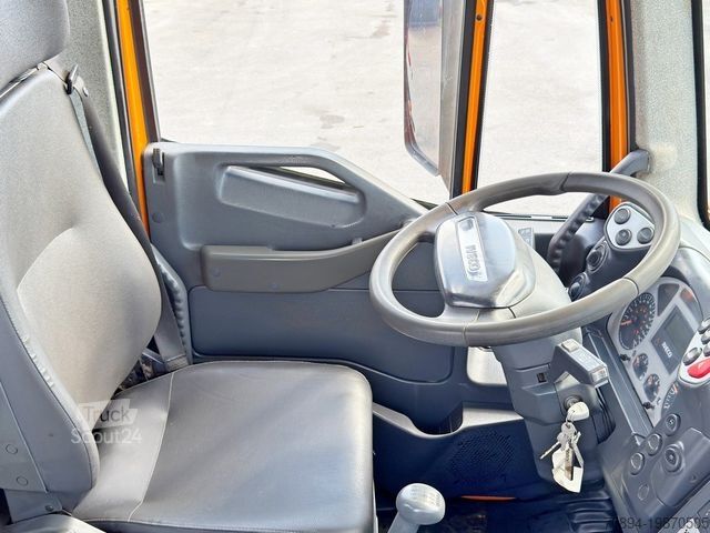 Γερανός τοποθετημένος σε φορτηγό IVECO EUROCARGO 120E18 * HMF 403 K1 * TOPZUSTAND