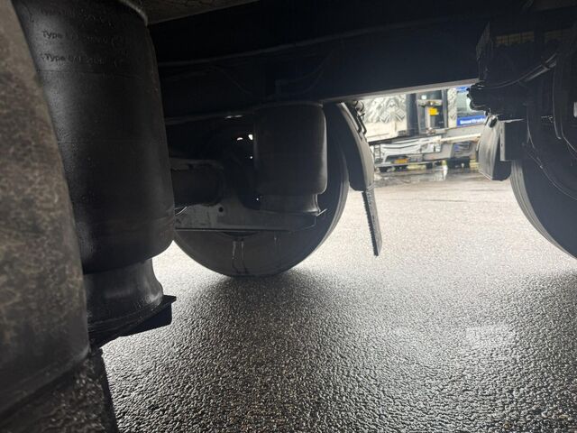 Gesloten bak DRACO MZS218 Isolated Box / SAF Disc Brakes / NL Trailer