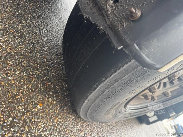 Gesloten bak DRACO MZS218 Isolated Box / SAF Disc Brakes / NL Trailer