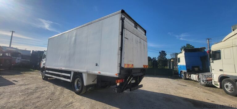 Camion isolato | Il DAF 75 DAF 75