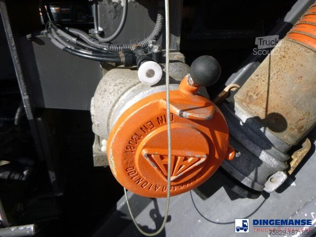 Cisternos MAN TGS 26.320 6X2 RHD fuel tank 20 m3 / 4 comp