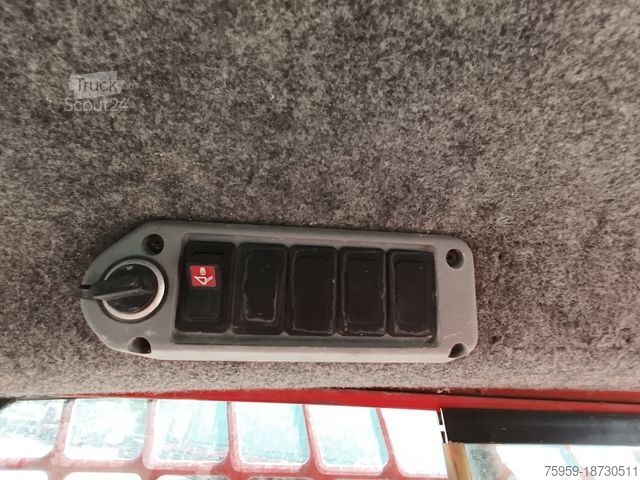Chargeuse sur pneus BOBCAT Bobcat S 100 Kompaktlader 1.8t. 925h ServiceNeu!
