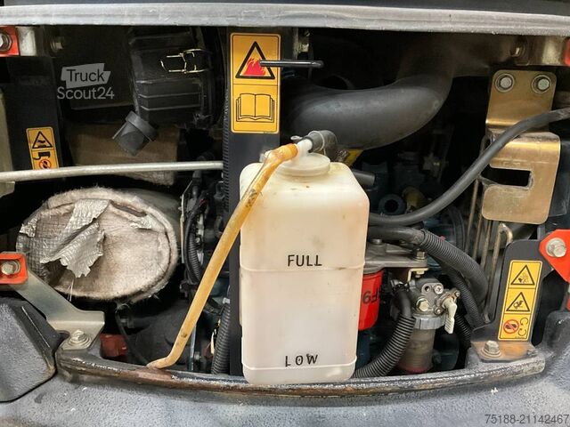 Mini bager Kubota U 27-4