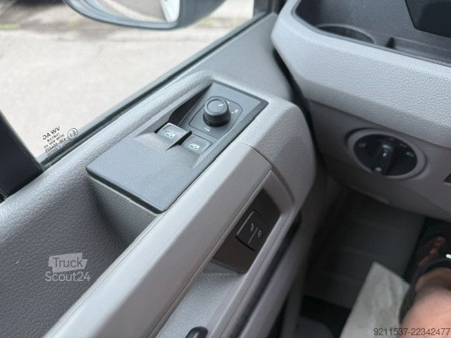 Фургон с высокой крышей VOLKSWAGEN Crafter Kasten L3H3  FWD AHK 3,00kg möglich