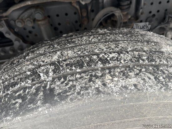 Nákladné auto a príves MERCEDES-BENZ ANTOS 2636 DAZU SCHEUWIMMER. FT1310