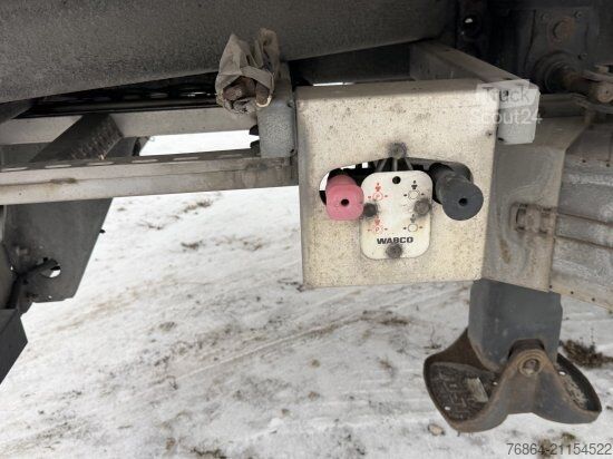 Nákladné auto a príves MERCEDES-BENZ ANTOS 2636 DAZU SCHEUWIMMER. FT1310