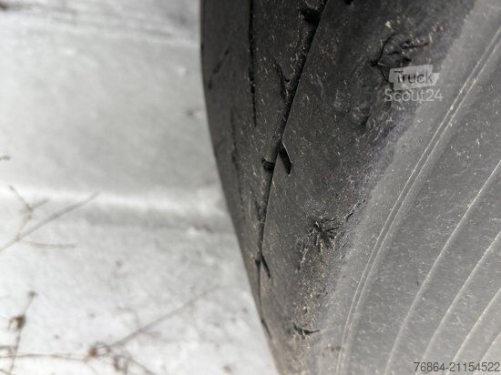 Nákladné auto a príves MERCEDES-BENZ ANTOS 2636 DAZU SCHEUWIMMER. FT1310