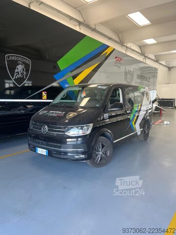 Minibus VW Caravelle