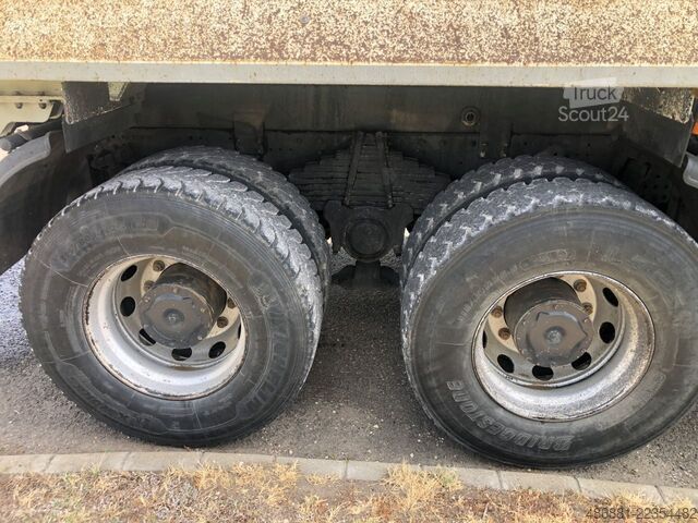 Самосвал IVECO Trakker 450 AD410T15