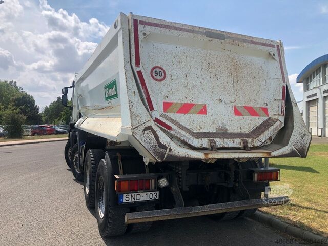 Самосвал IVECO Trakker 450
