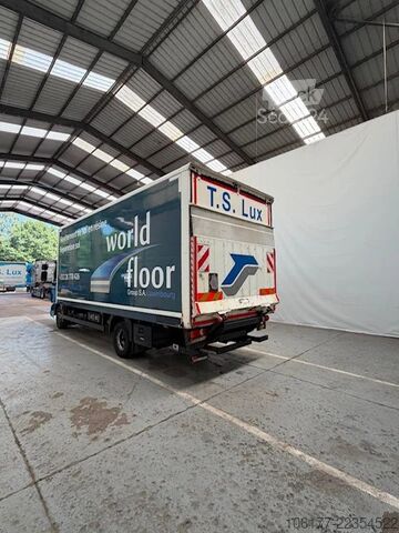 čemodāns DAF LF 45 210 255.496Km