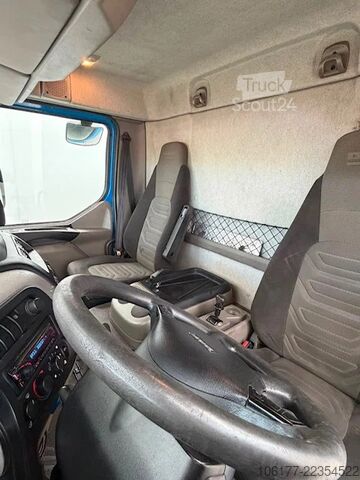 čemodāns DAF LF 45 210 255.496Km