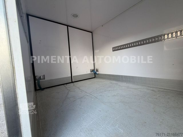 Koelwagen met geïsoleerde laadbak IVECO Daily 35C18HA8 TK KOFFER -20°C AUT TEMP BPM VRIJ