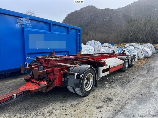  Istrail hooklift trailer