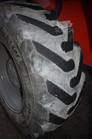 Ładowarka teleskopowa JCB 531-70