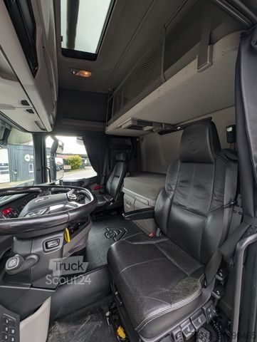 Standartinis vilkikas SCANIA V8, Airbrush, Retarder, Voll-Luft, OPEN PIPES