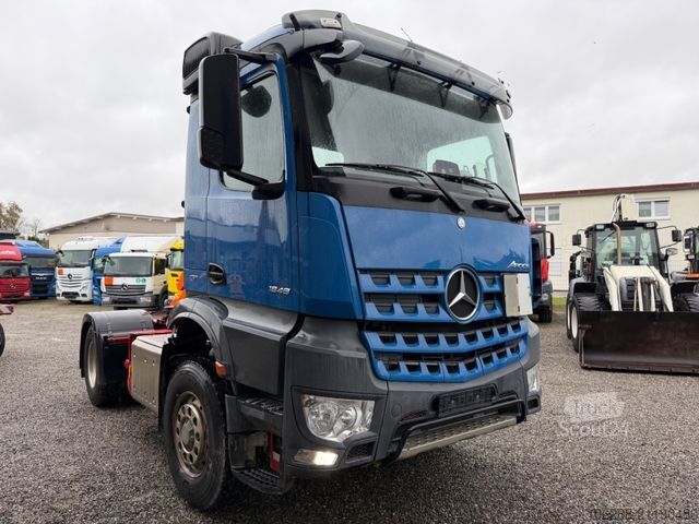 Standardni vlačilec MERCEDES-BENZ Arocs 1848  HAD 4x4