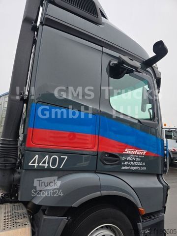 Objemový tahač MERCEDES-BENZ Actros 1842 / Volumen / Unfall / NUR 72000 km